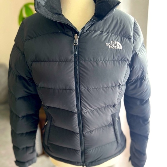 🔥🔥The North Face Black Puffer Jacket with High Collar🔥🔥 - Picture 8 of 14